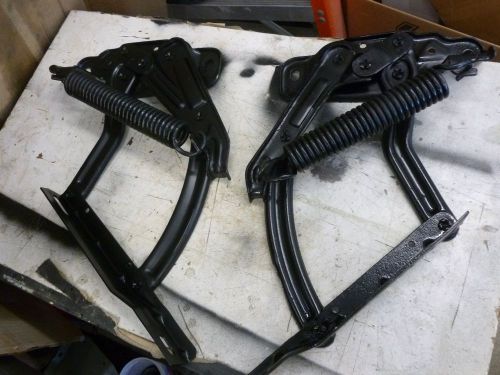 1965 1966 1967 pontiac gto lemans tempets hood hinges w/ springs cleaned/painted