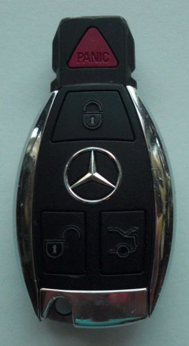 Oem mercedes benz smart key / keyless entry remote 4 button key fob fcc: iyzdc11