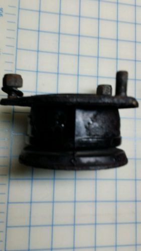 1984 - 1986 nissan 300zx front strut rubber  mount