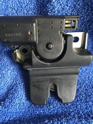 98-05 gs300 gs400 gs430 trunk lock trunk latch actuator shiroki 000712(ca11)