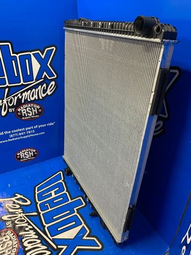 Freightliner 05-26678-001, 05-26621-001 Radiator # 601138, US $173.00, image 5