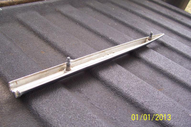 1962 1963 chevy nova REAR TRIM MOULDING TRUNK AREA WAGON BROKEN!, US $5.00, image 3