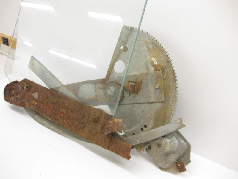 1964 1965 PLYMOUTH VALIANT BARRACUDA REAR SIDE WINDOW GLASS & HARDWARE GOOD, US $29.64, image 8