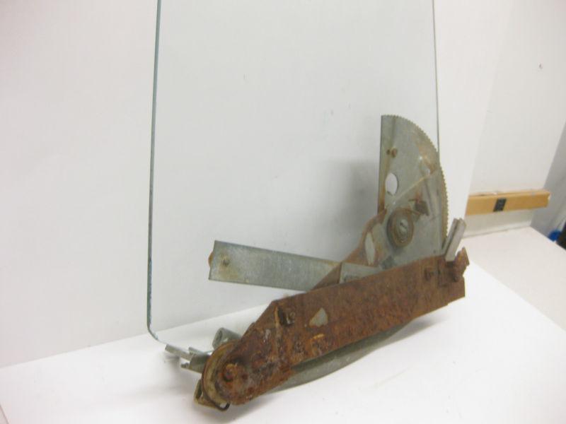 1964 1965 PLYMOUTH VALIANT BARRACUDA REAR SIDE WINDOW GLASS & HARDWARE GOOD, US $29.64, image 9