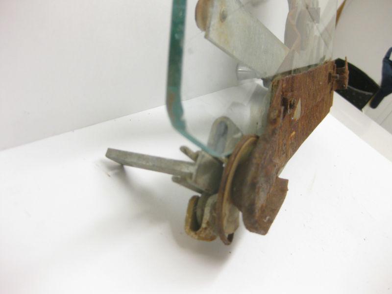 1964 1965 PLYMOUTH VALIANT BARRACUDA REAR SIDE WINDOW GLASS & HARDWARE GOOD, US $29.64, image 11