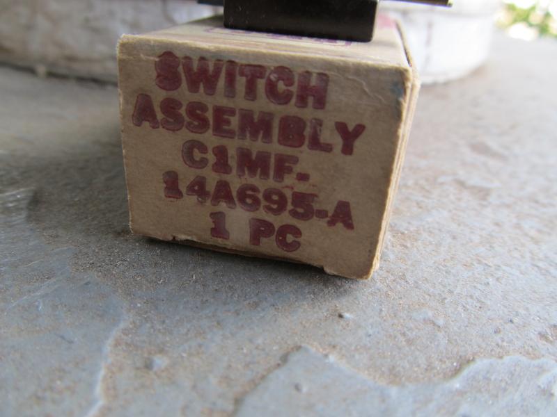 NOS Ford 1961-1963 Power Window Lock Switch Fairlane GalaxieFoMoCo 14A695-A, US $39.99, image 2