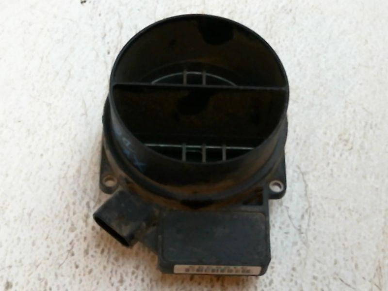 Buy 2001 GMC YUKON DENALI XL 1500 AIR FLOW METER 2579723 in Garretson