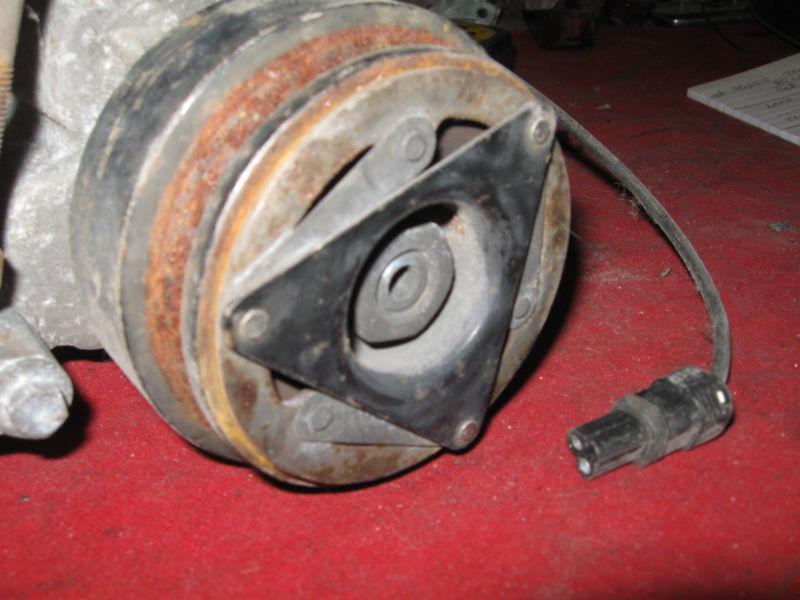 Buy JAGUAR XJ6 XJ12 XJS AIR PUMP INJECTION PUMP EAC8810 in Sarasota