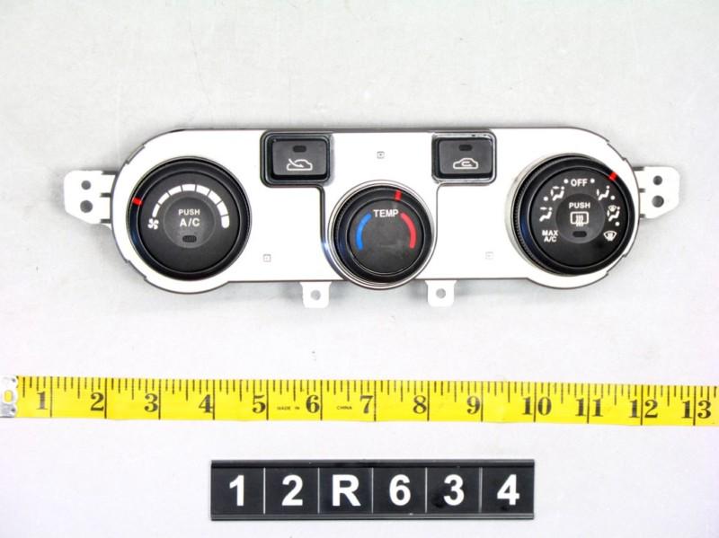 Sell 98 S10 Blazer Temperature climate control AC heat unit panel
