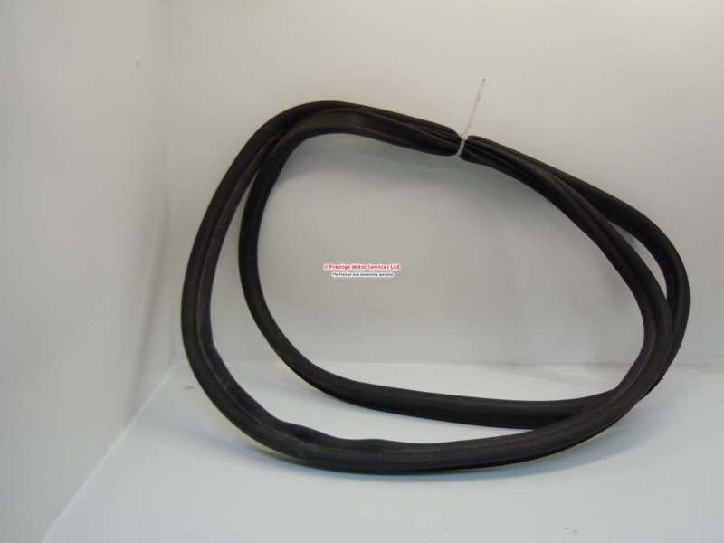 Audi a6 c5 saloon boot rubber seal