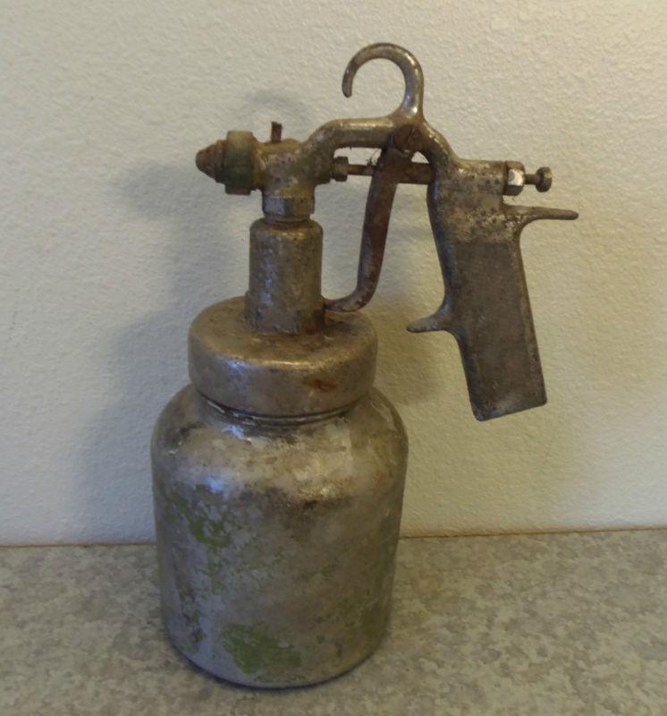 Vintage no name untested auto body air spray gun tool cup/can tip old used 