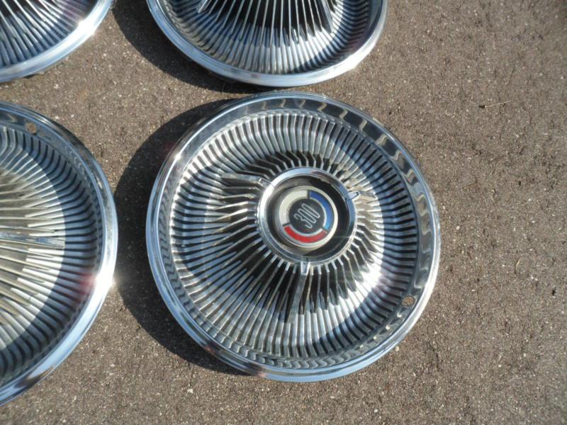 Buy SET OF 4 1967 67 CHRYSLER 300 HUBCAP USED G31 14" in Kasota