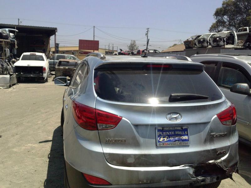 Buy 20102012 HYUNDAI TUCSON MANUAL CLIMATE CONTROLS in Fontana