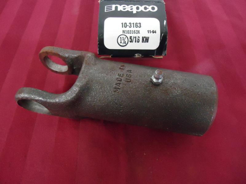 Neapco implement slip yoke, n1000 series, round slip 1-1/4" bore