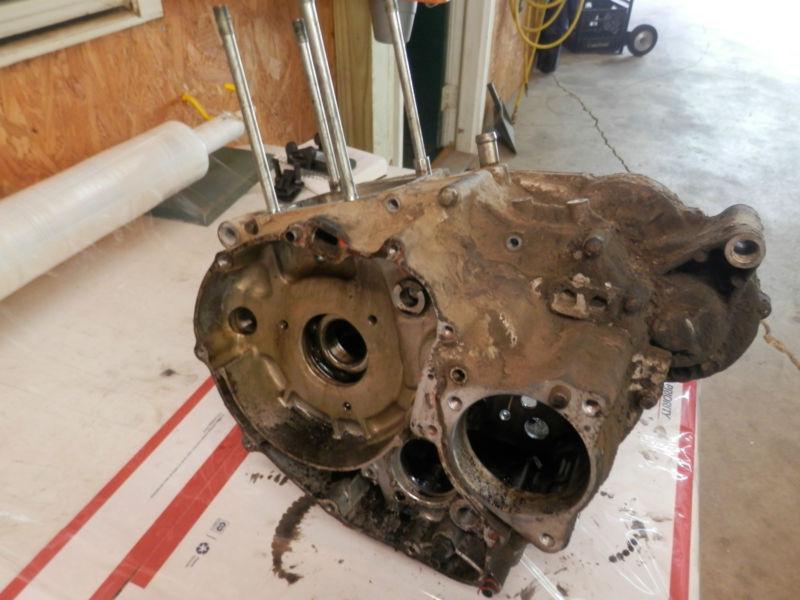 HONDA BIG RED '85 CRANKCASE SET , US $80.00, image 2