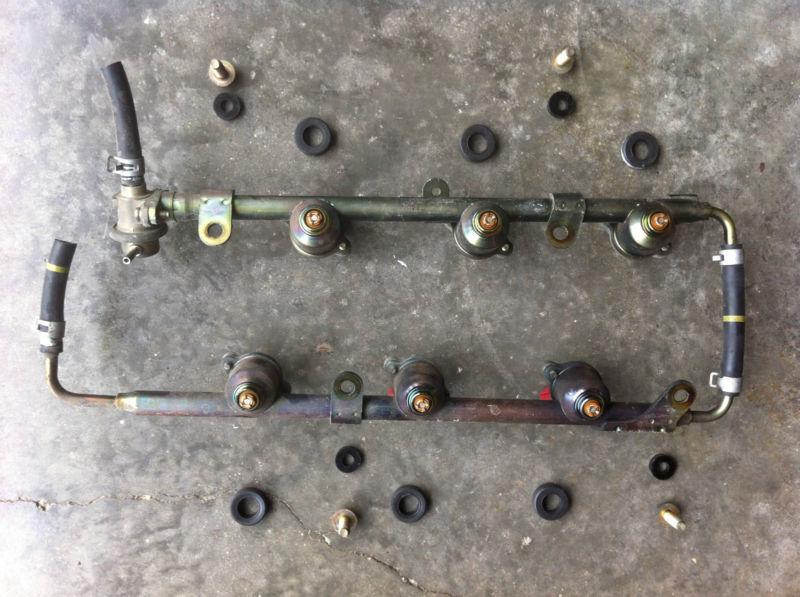 Buy 19951998 Nissan Maxima Fuel Rail & Injectors in Newburgh, Indiana
