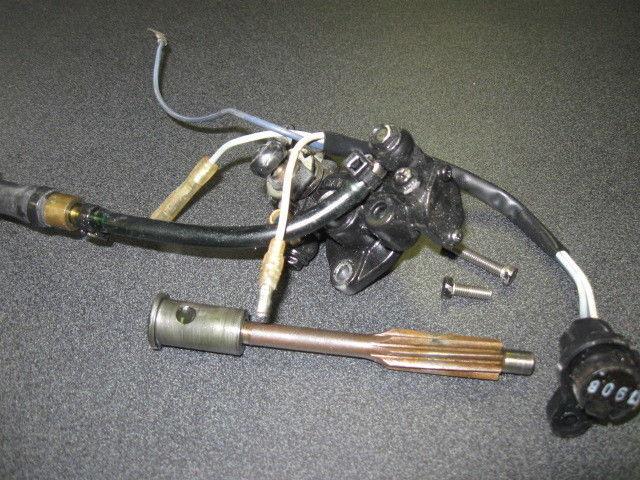 Mercury outboard oil injection pump assembly