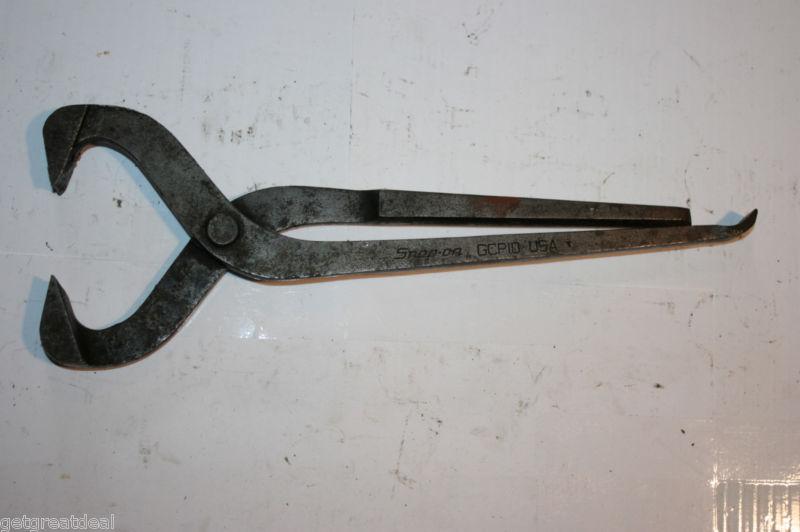 Snap-on tools grease and dust cap pliers tool gcp10