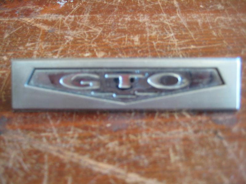 1969 gto door emblem