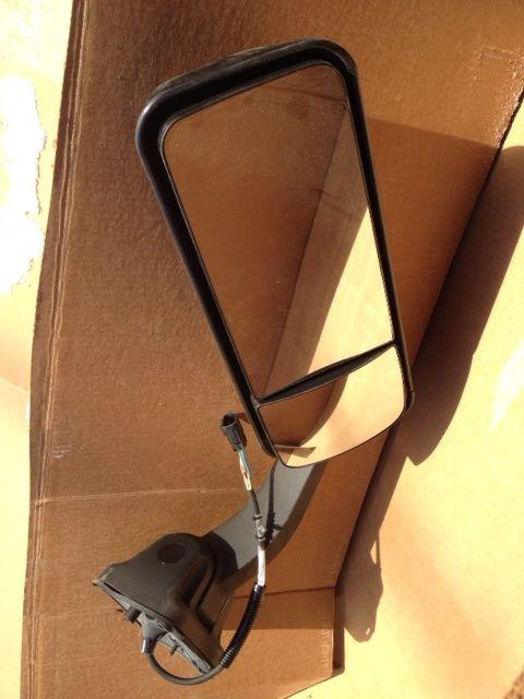 Freightliner cascadia right or left door mirror assy. 