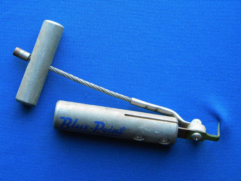 Blue point windsheild tool