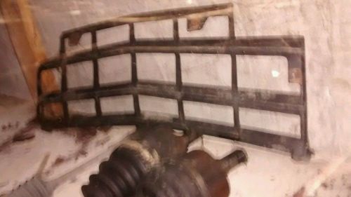 Pontiac fiero lower bumper grill