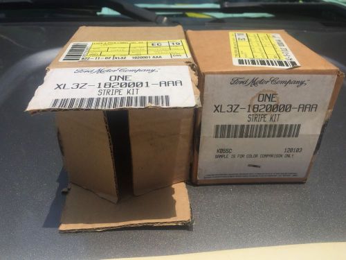 Brand new oem lh rh side stripe decal kit 2001-2003 ford f150 lariatxl3z 1820000
