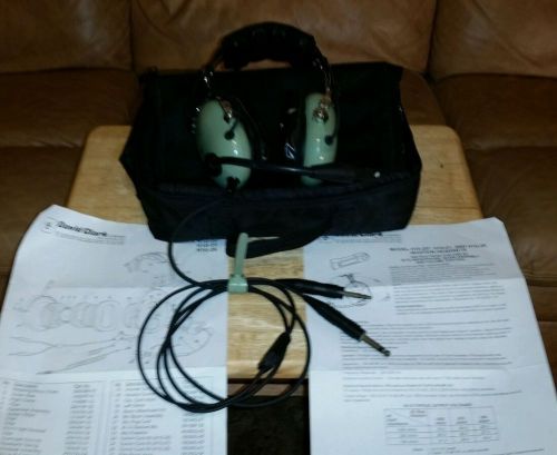Nice david clark model h10-20 aviation headset with bag and gel earpads