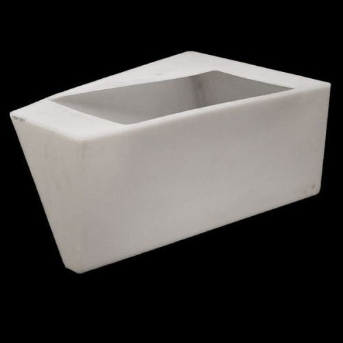 Lund 1984384 white poly 36 x 21 3/4 x 13 inch boat livewell / baitwell tank