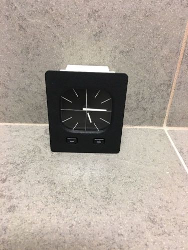 E30 euro analog clock