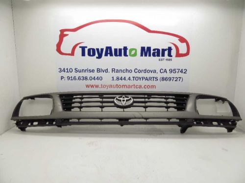 97 98 99 00 toyota tacoma grille upper 4x2 exc. pre runner painted 2 broken tabs