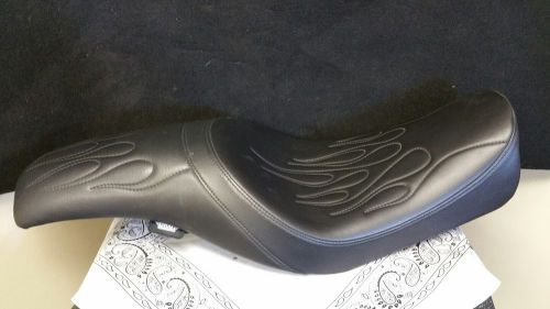 Drag specialties - 0803-0287 - predator seat, flame stitching