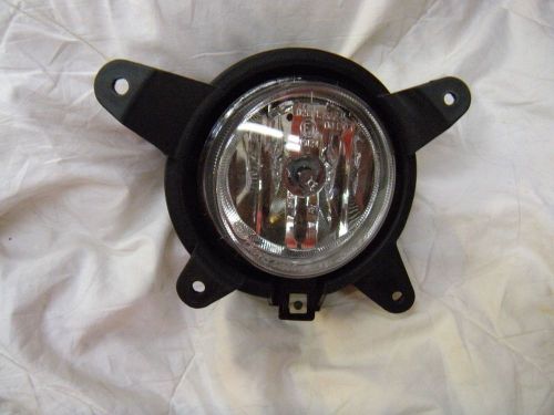 Kia oem 02-05 sedona-fog light 0k53b51520a