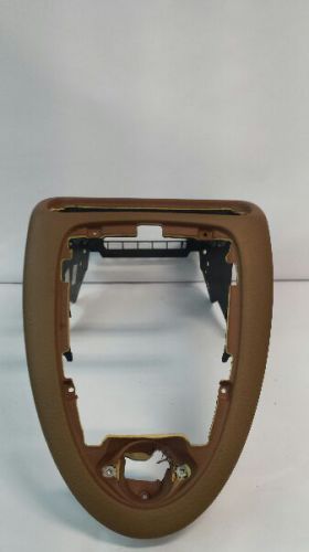 Center dash radio bezel 2004 porsche cayenne s p/n: 7l5858085 r262725