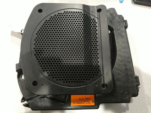 11 12 13 14 15 bmw 550i f10 right floor subwoofer w/ premium sound 65139169688