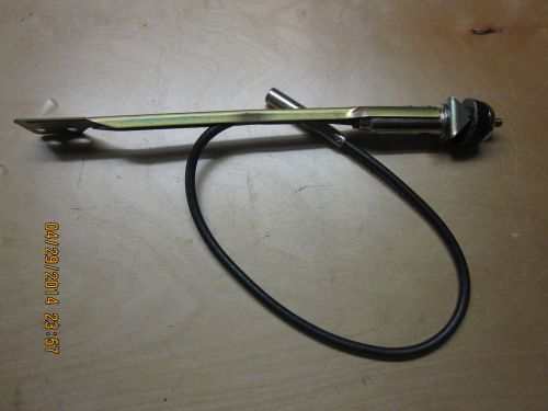 Gm antenna circa 70&#039;s 80&#039;s fits?