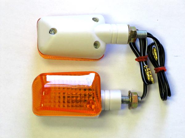 Turn signal white motorcycle yamaha honda suzuki kawasaki ninja cbr r1 gsxr1000