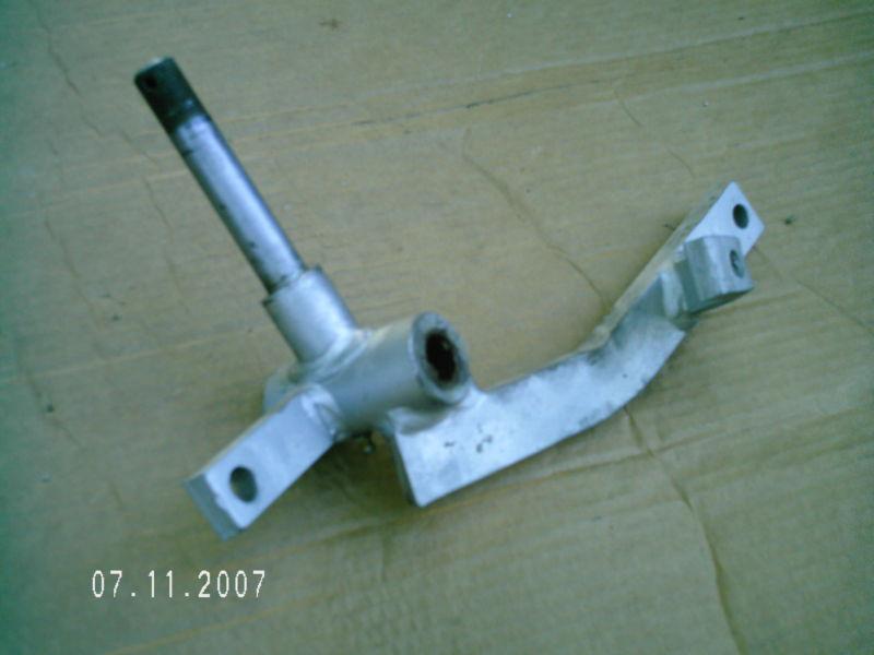 Club car upper front suspension spindle w/bushings (dr. side) '81 up g&e