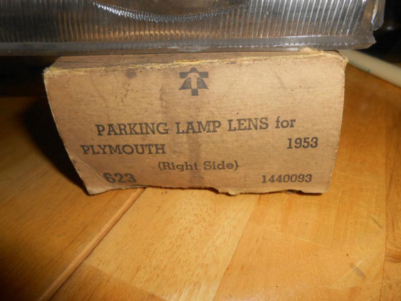 VINTAGE 1953 PLYMOUTH PARKING LAMP LENS, NEW IN BOX #623 R S, US $11.99, image 3
