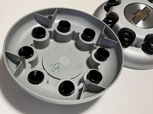 2001-11 Chevy Truck Dually 3500 New GM Take Off Front 8 Lug Center Caps 15053705, US $99.99, image 3