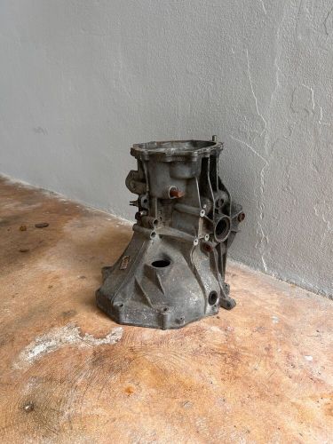Porsche 944, 951, 968 Transaxle Housing. 016-301-103, US $500.00, image 5