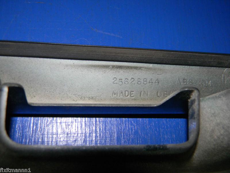 00 01 02 03 04 05 Cadillac DTS DHS OEM grille grill **SOLD WITH WARRANTY** BB258, US $112.50, image 4