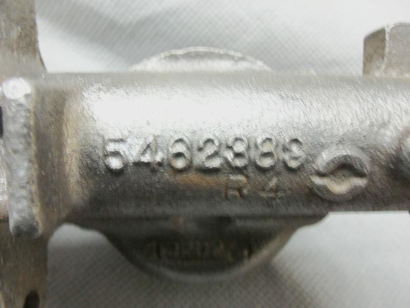 1963 CORVETTE ORIGINAL 7/8 THUMB SCREW MASTER CYLINDER 5462389 , US $205.50, image 3