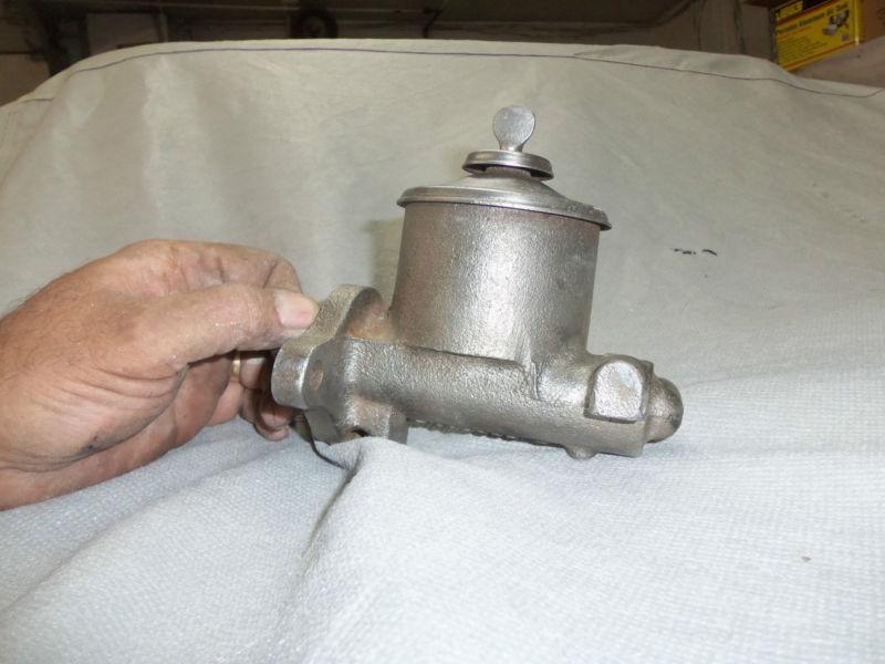 1963 CORVETTE ORIGINAL 7/8 THUMB SCREW MASTER CYLINDER 5462389 , US $205.50, image 12