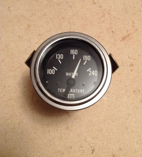 Stewart warner water temperature gauge  nos water temp electrical 