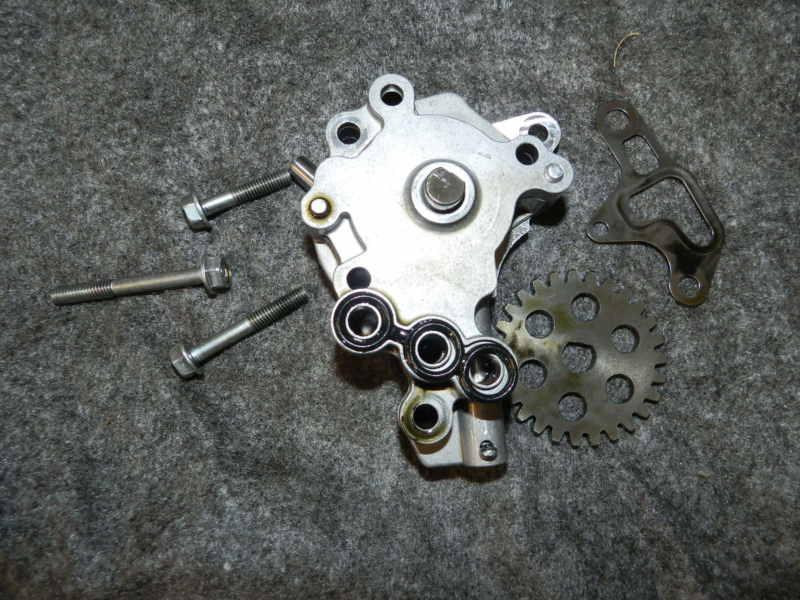 Purchase 2001 Honda XR400R Engine Oil Pump asm. Gears Housing Shaft XR