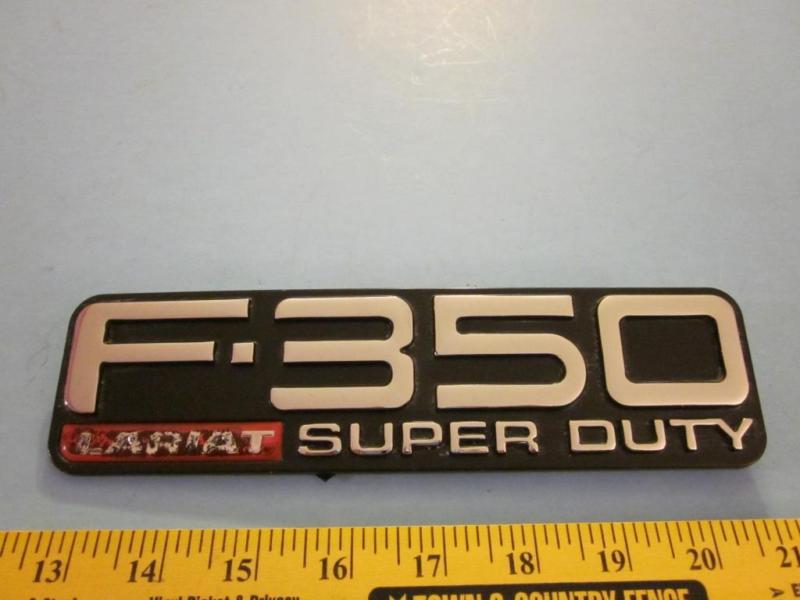 Ford f 350 lariat super duty factory body emblem