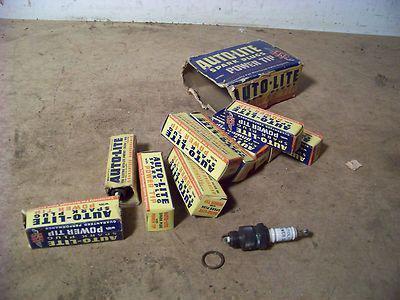 Nos box of 10 auto-lite sparkplugs  a82