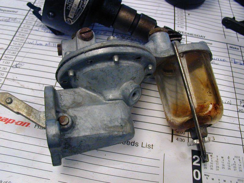 Mechanical fuel pump vintage with glass bown stamped 456 tm cm in diamond