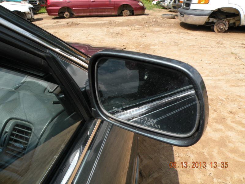 1997  honda accord right side view mirror lever operated